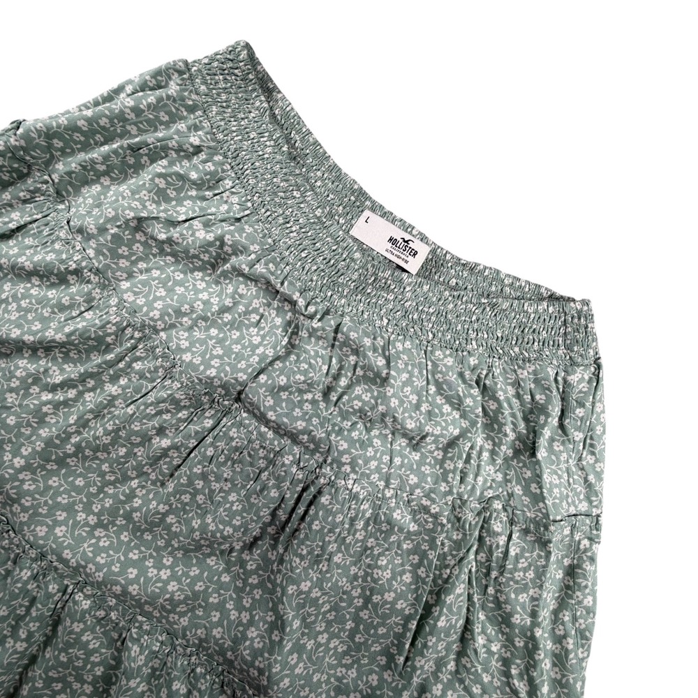 Hollister Skirt Womens L‎ Green Floral Smocked Ultra High-Rise Tiered Mini Skirt